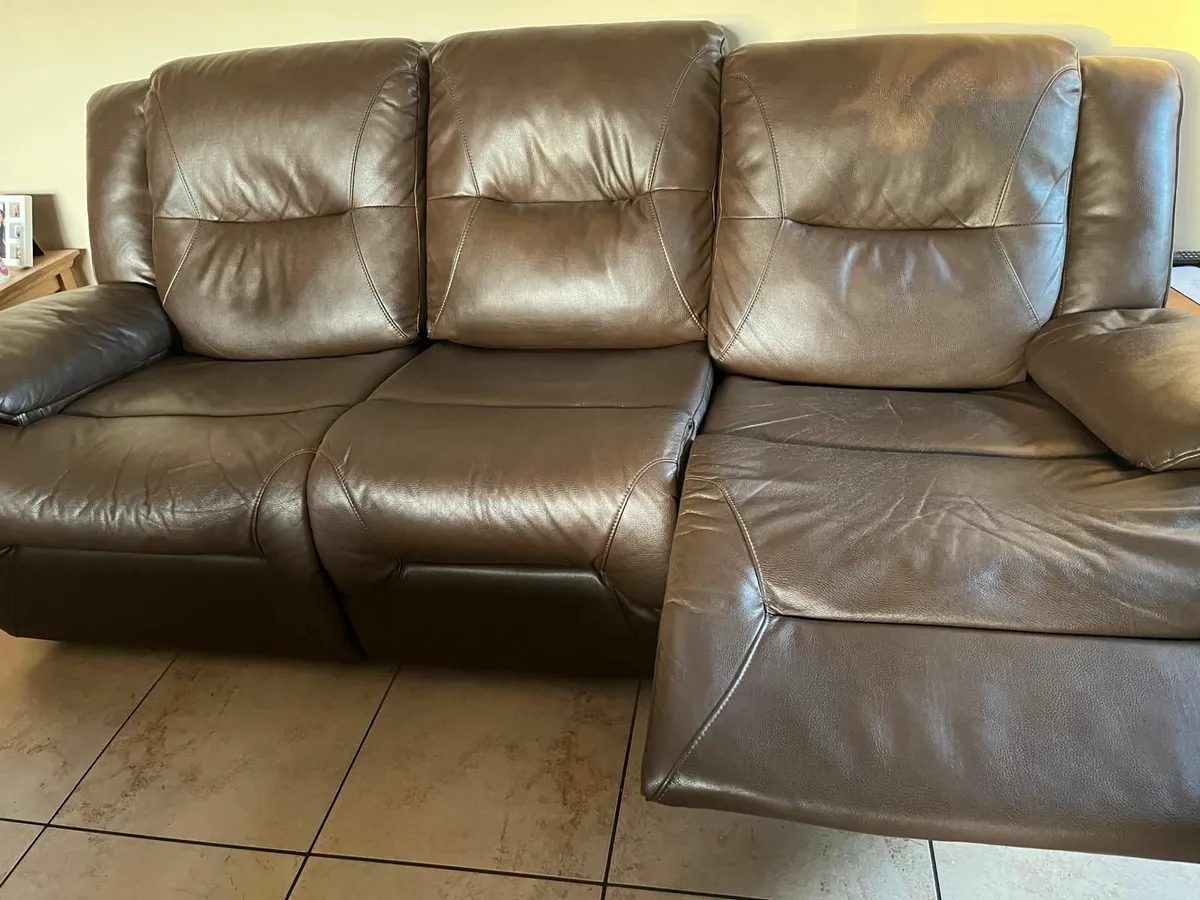 3 seater recliner couch - Image 3
