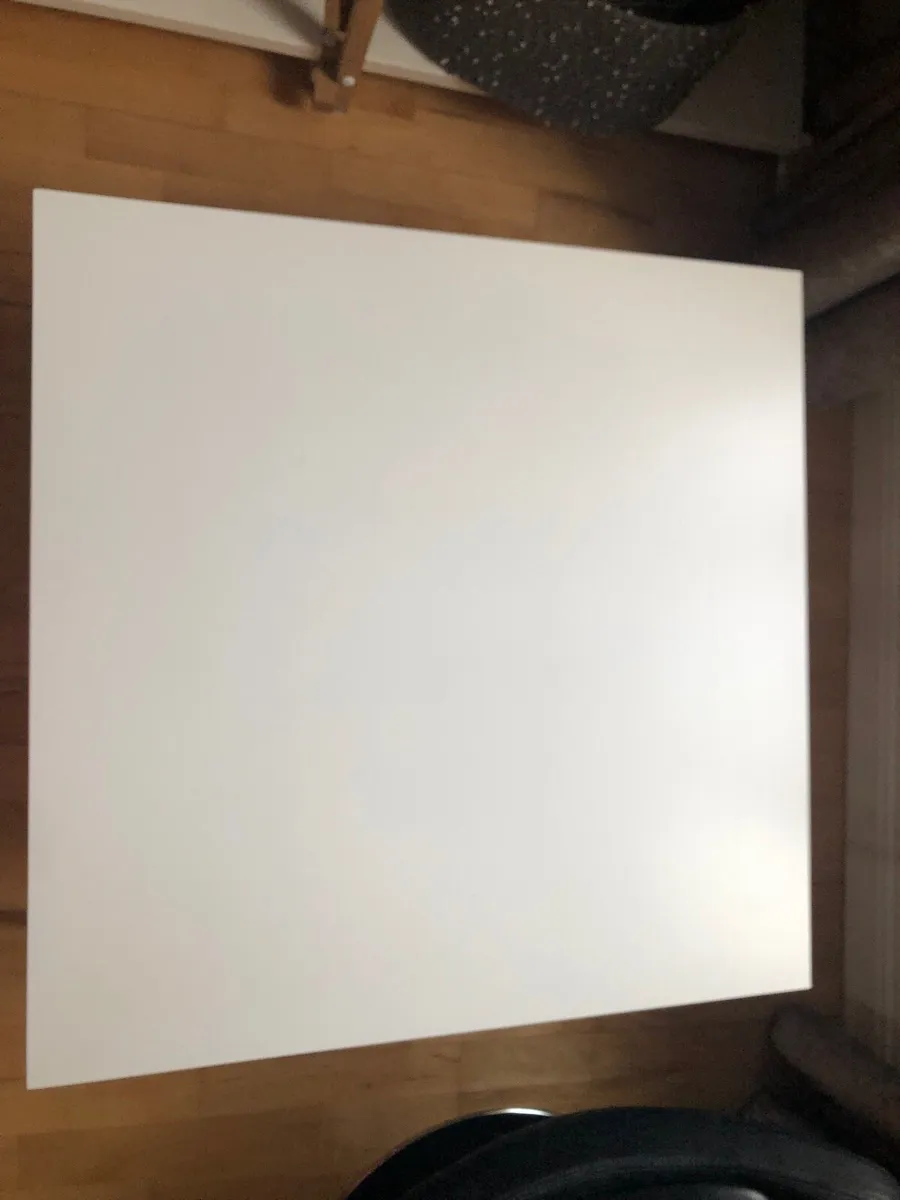 White coffee table - Image 2