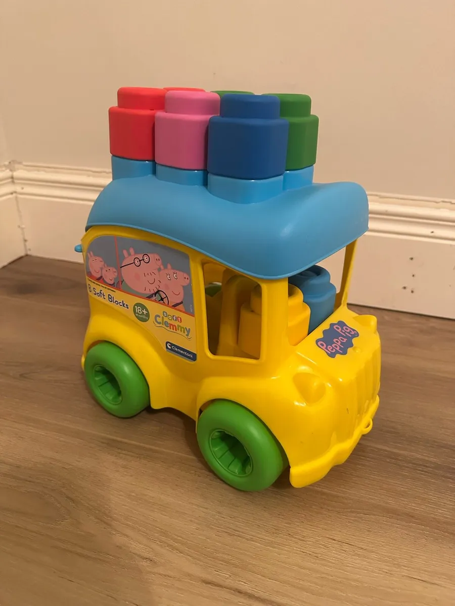 Peppa Pig bus with soft blocks - Image 1