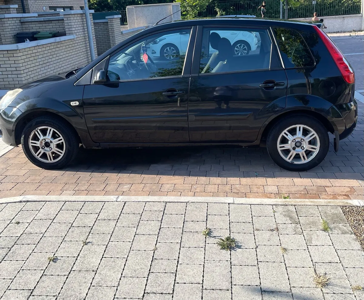 Ford Fiesta 08 NCT 09/26 TAX 02/26 - Image 4