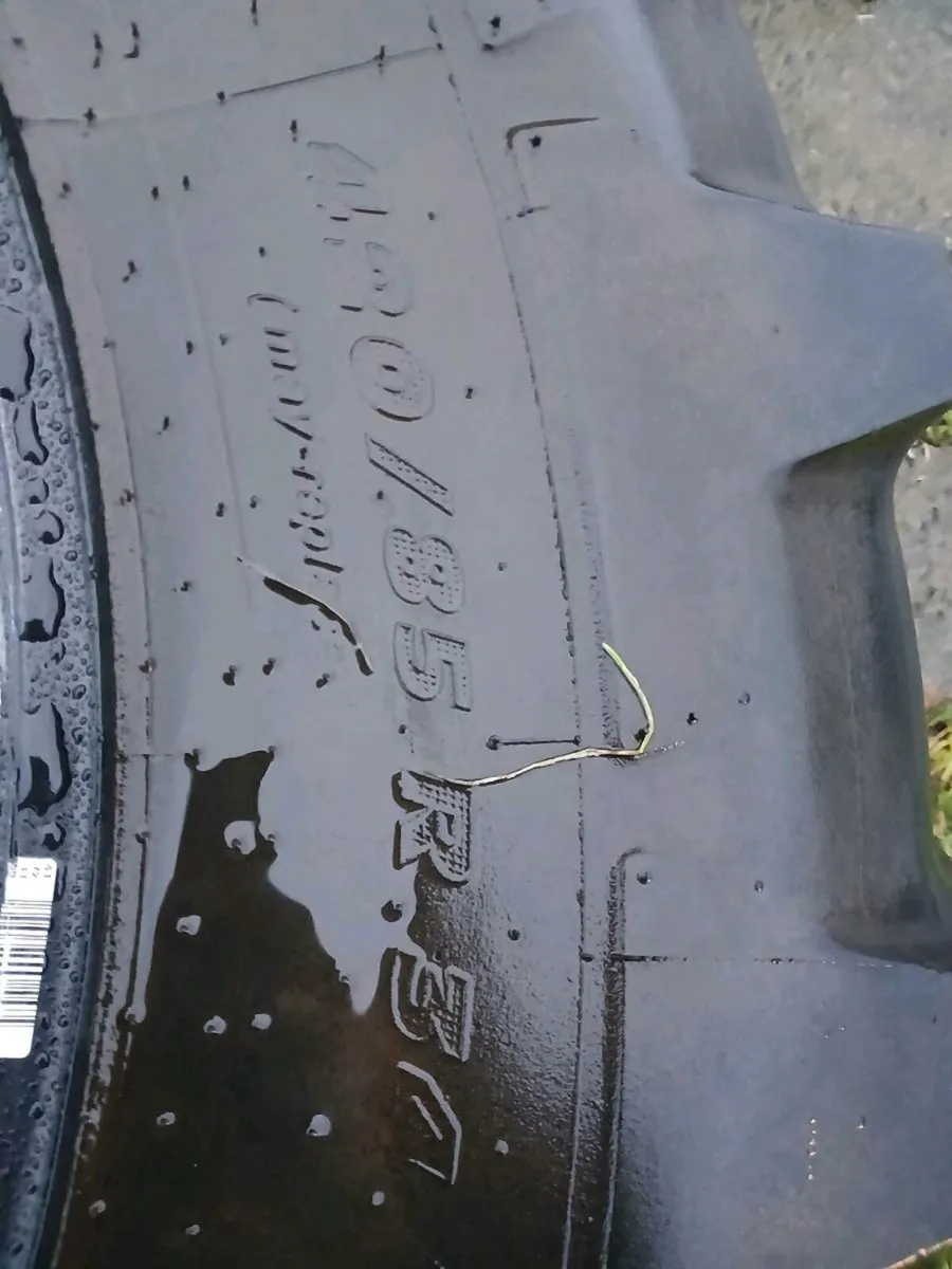 Michelin Tractor Tyres 420/85 R34 - Image 1