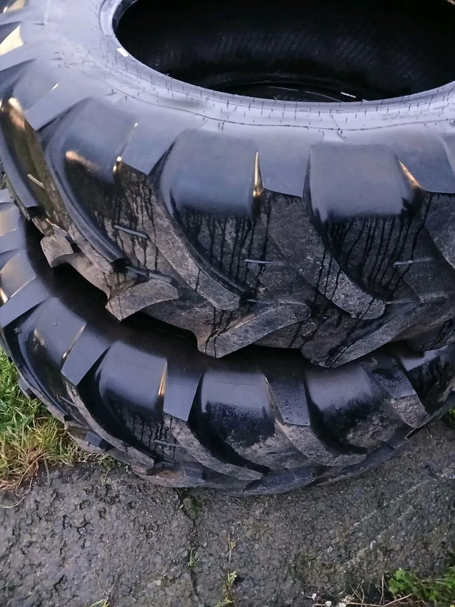 Michelin Tractor Tyres 420/85 R34 - Image 4
