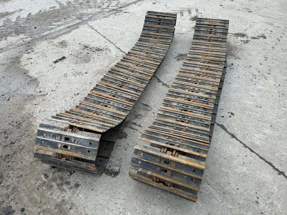 Track Group C/W New 400mm Pads - Image 4