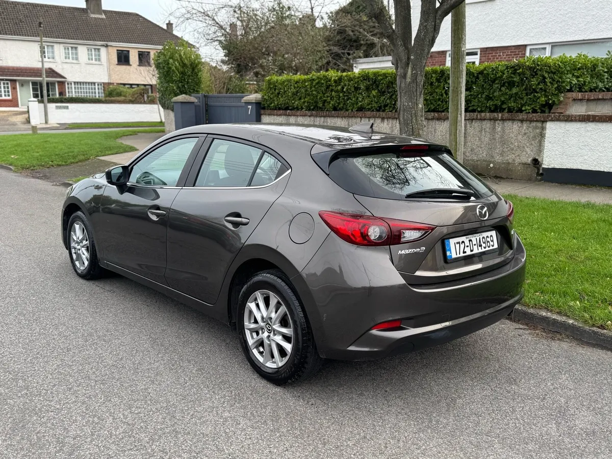 Mazda 3 - Image 4