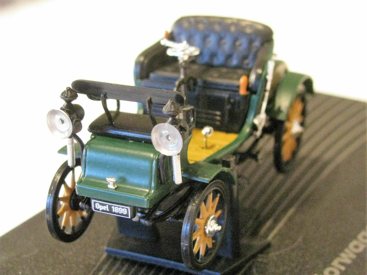 Collectable Diecast Model 1:43 – Opel Motorwagen - Image 4