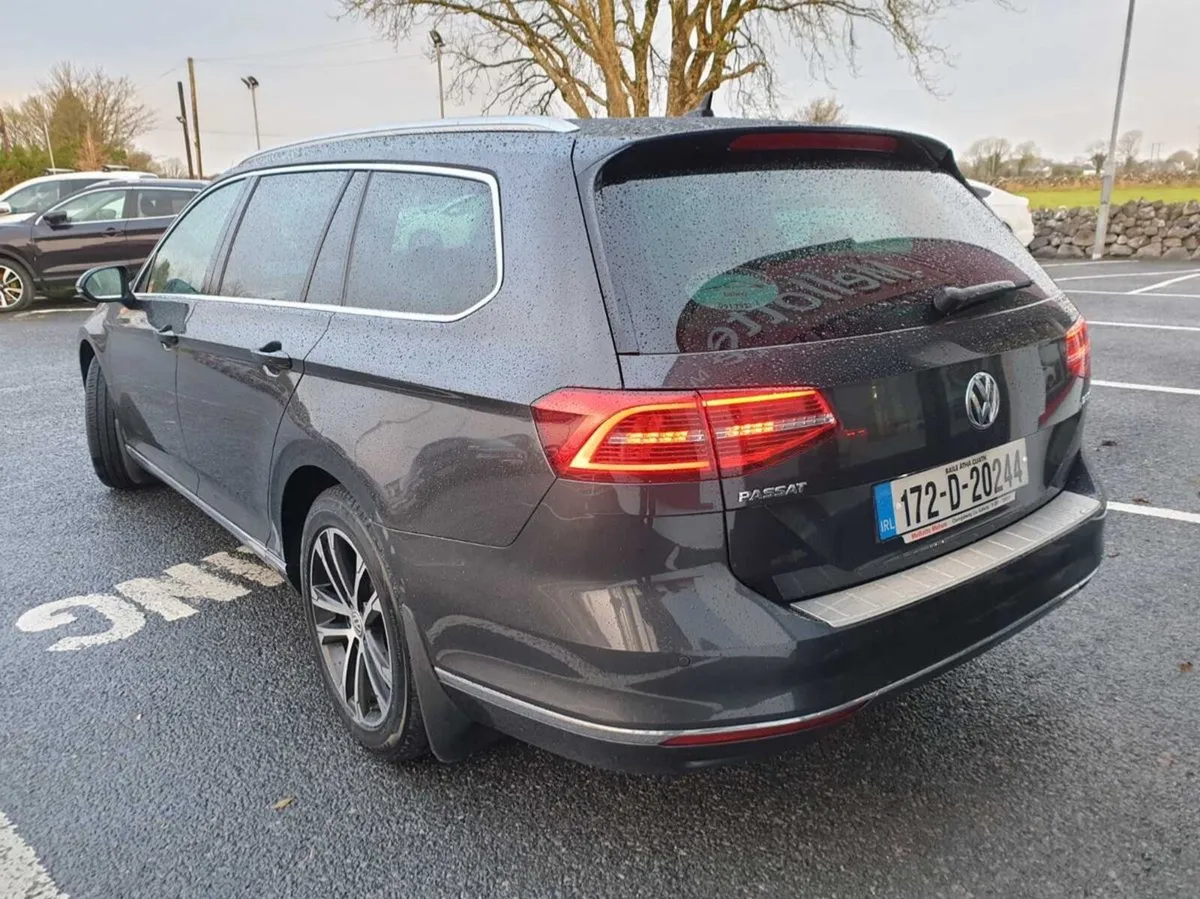 Volkswagen Passat 2017 - Image 3