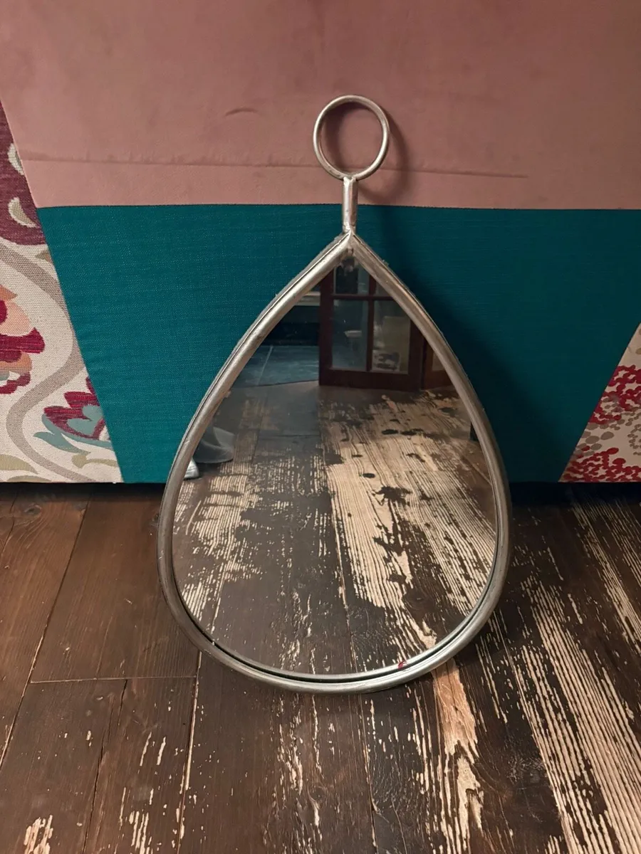 Mirror - Image 1