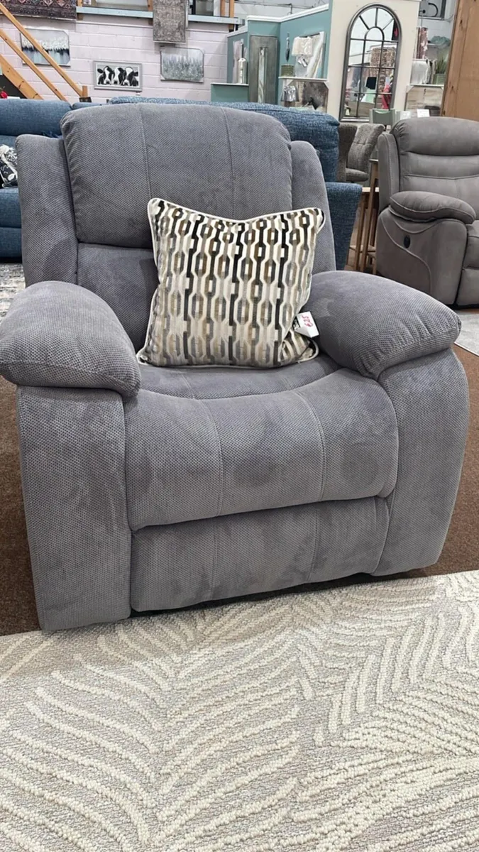 Brand new Judy recliner arm chair reduced