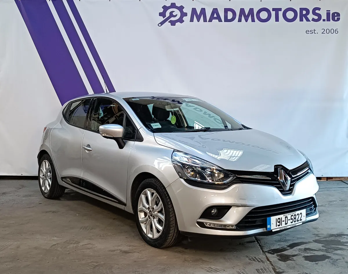 191 Renault Clio IV Dynamique NAV TCE 90 Manual - Image 1
