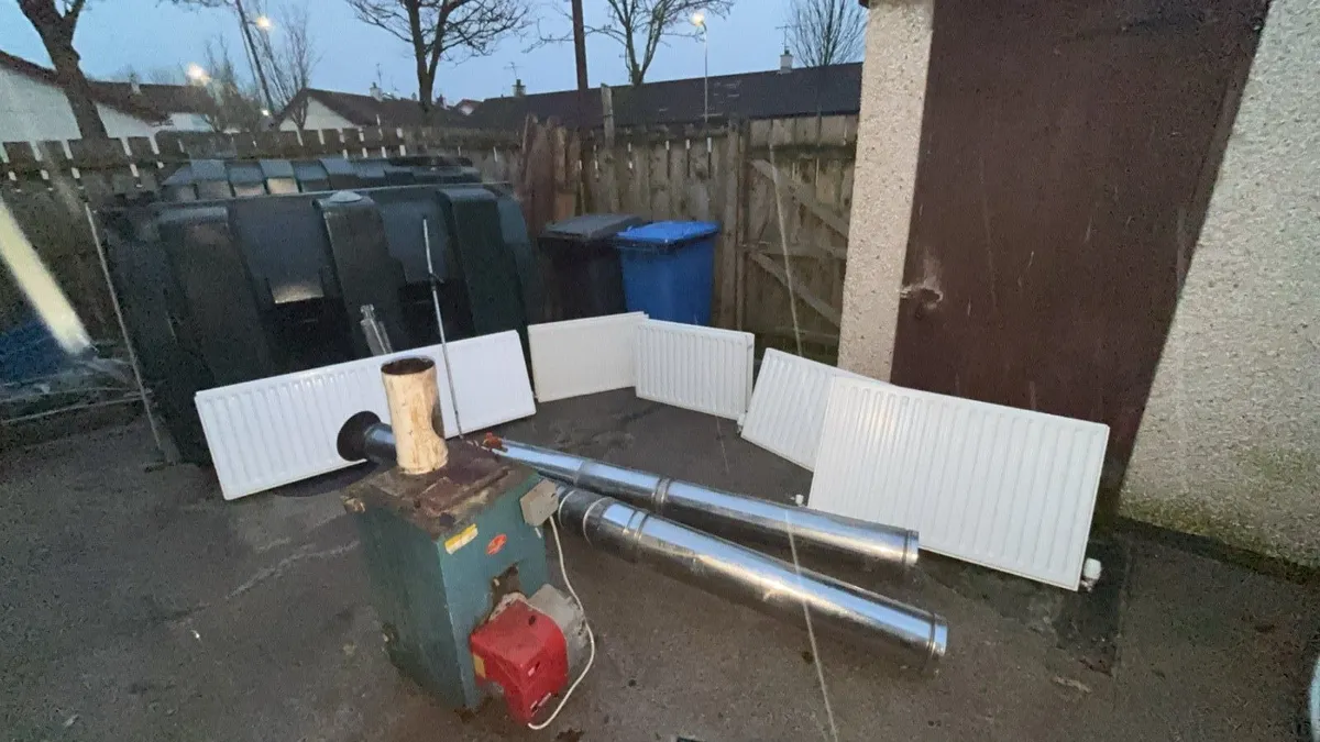 Slimline oil tank,oil boiler, flue and radiators - Image 1