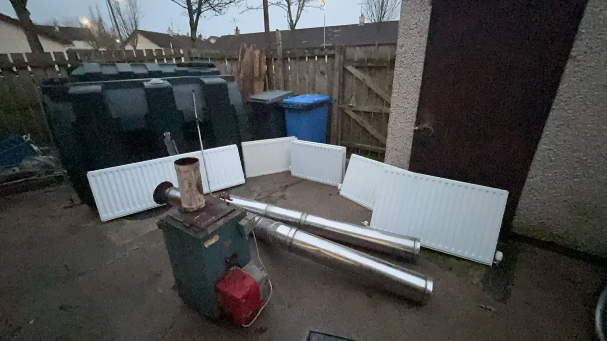 Slimline oil tank,oil boiler, flue and radiators - Image 2