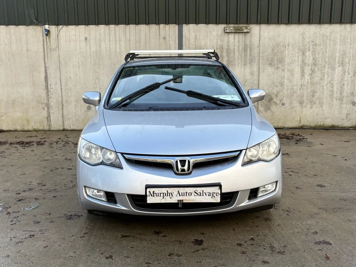 2006 Honda civic parts - Image 1