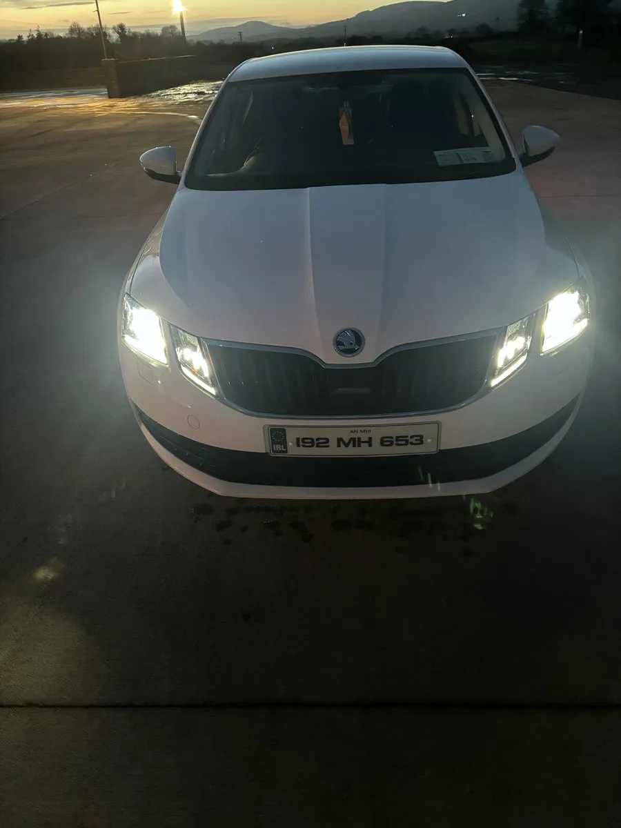 2019 Skoda Octavia Soleil - Image 4