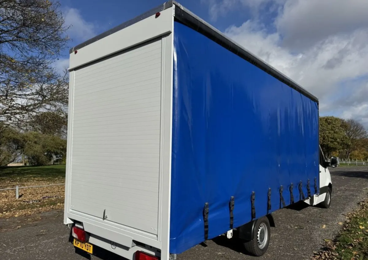 2020 MERCEDES-BENZ SPRINTER 20ft (6m) Curtainside - Image 3