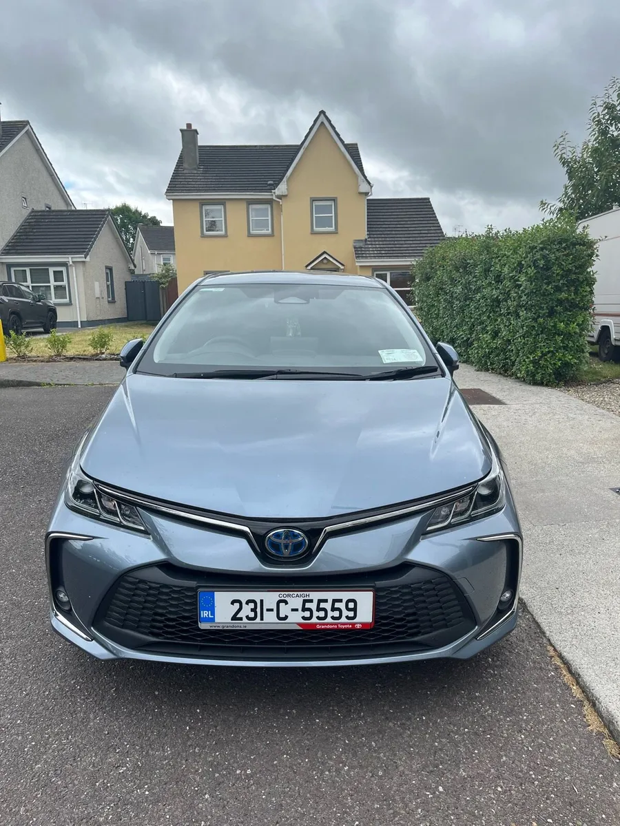 Toyota Corolla Luna Sport - Image 2