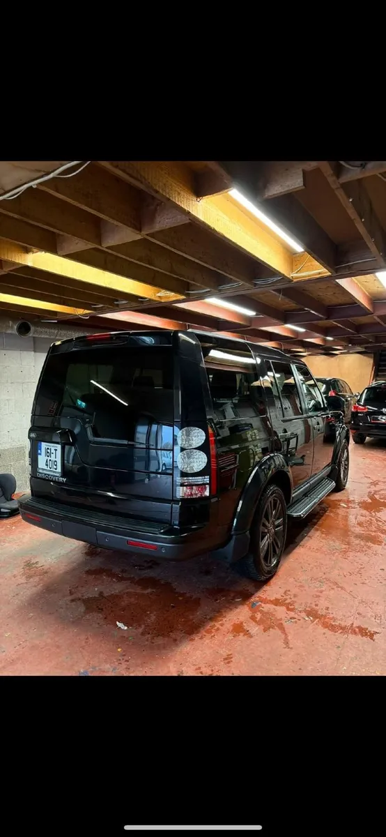 Land Rover Discover crew cab 5 seat - Image 3