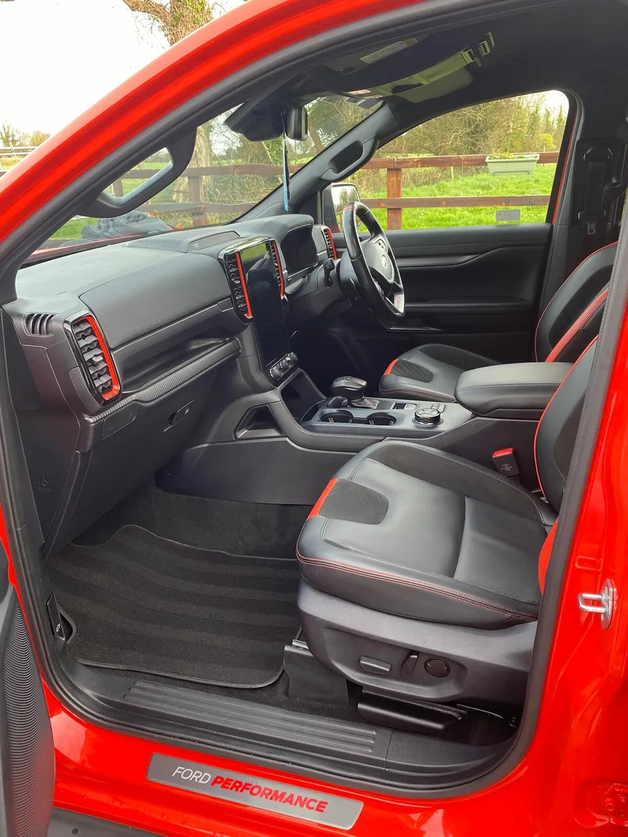 Ford Raptor - Image 2