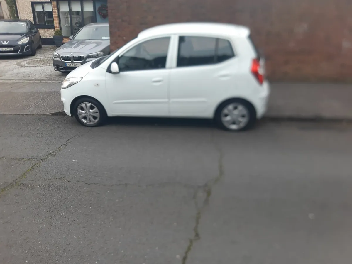 Hyundai i10 2013 - Image 1