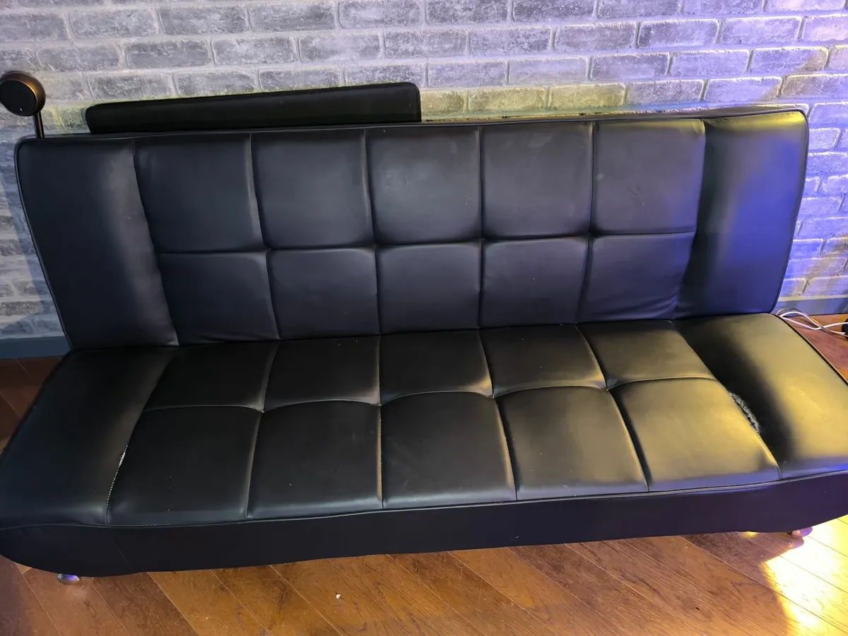 Black sofabed - Image 1