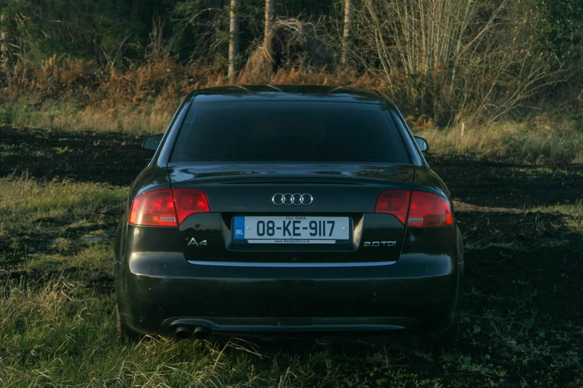 Audi A4 2.0 TDI automatic 2008 - Image 2
