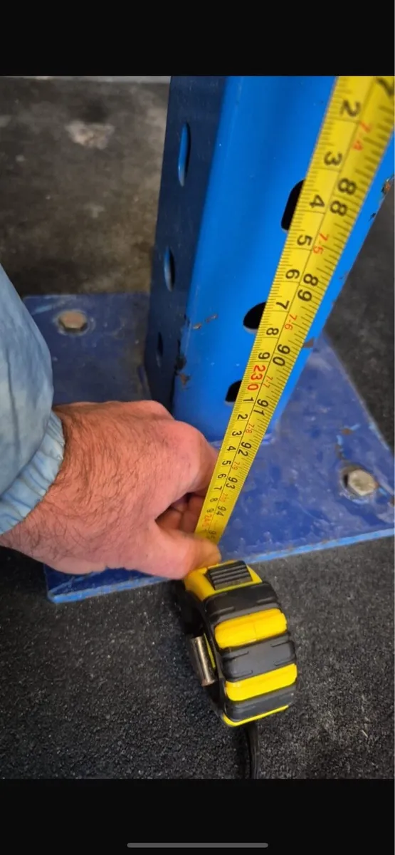 WALL RACK WITH HOOKS LAST ONE - Image 2