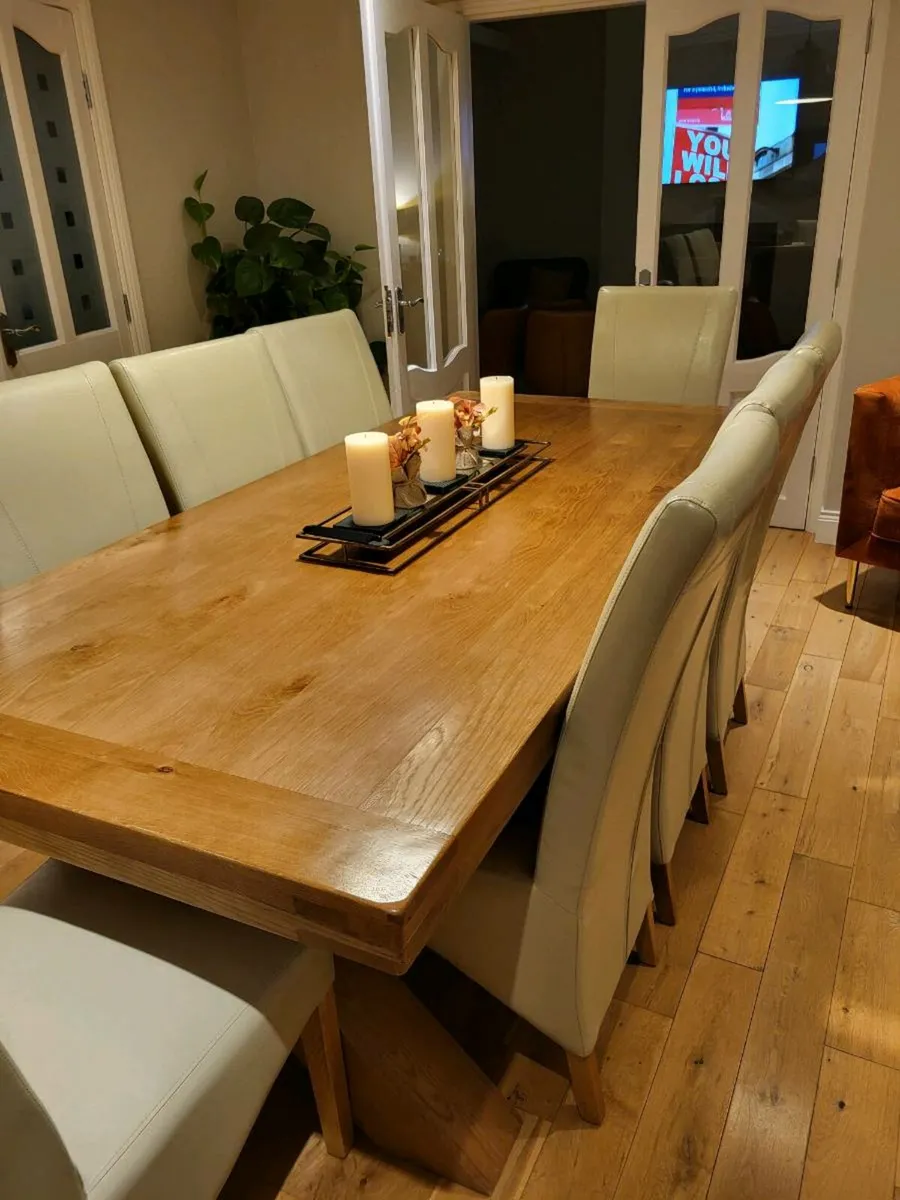 8 dining room chairs - Image 2