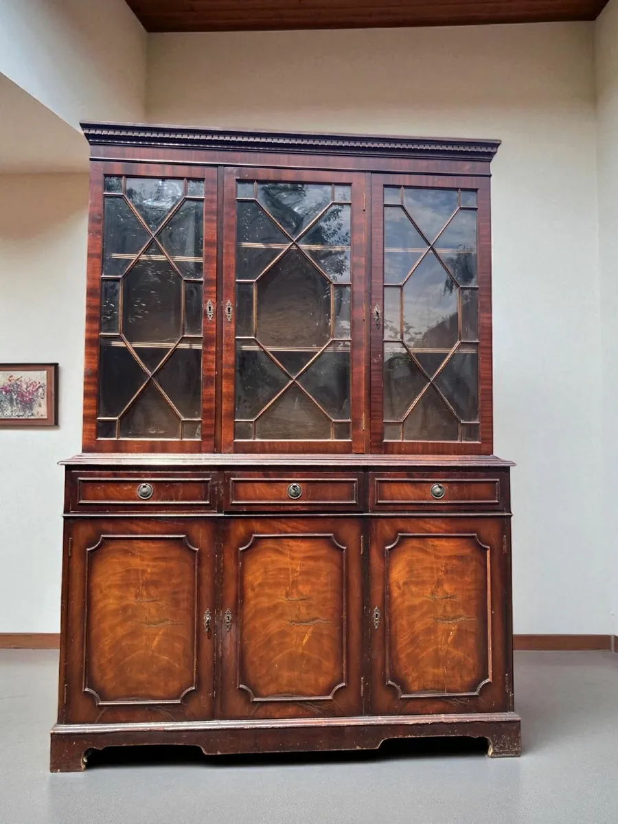 Bookcase - Large - Image 2