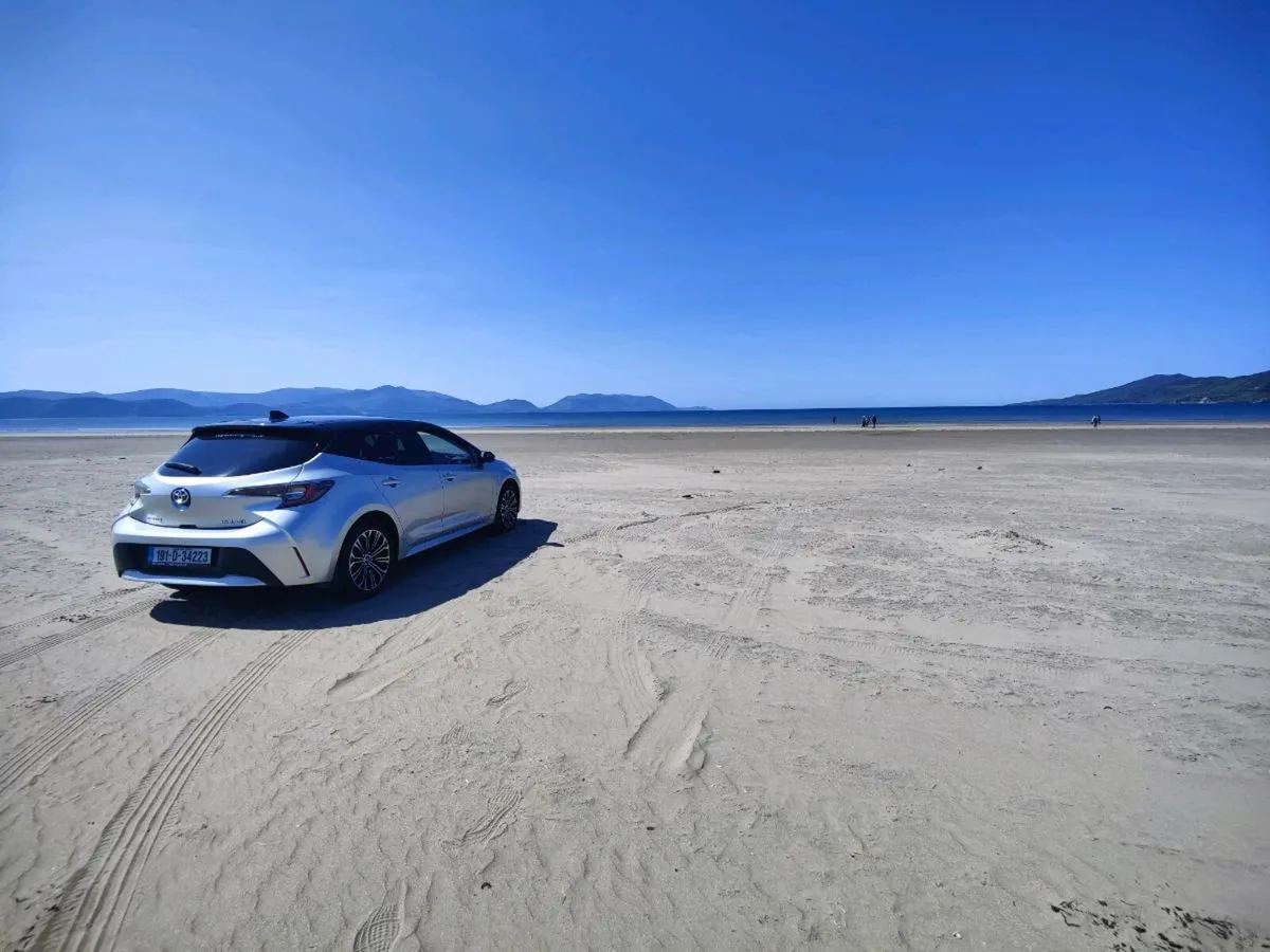 Toyota Corolla hybrid 1.8 Luna Sport - Image 4