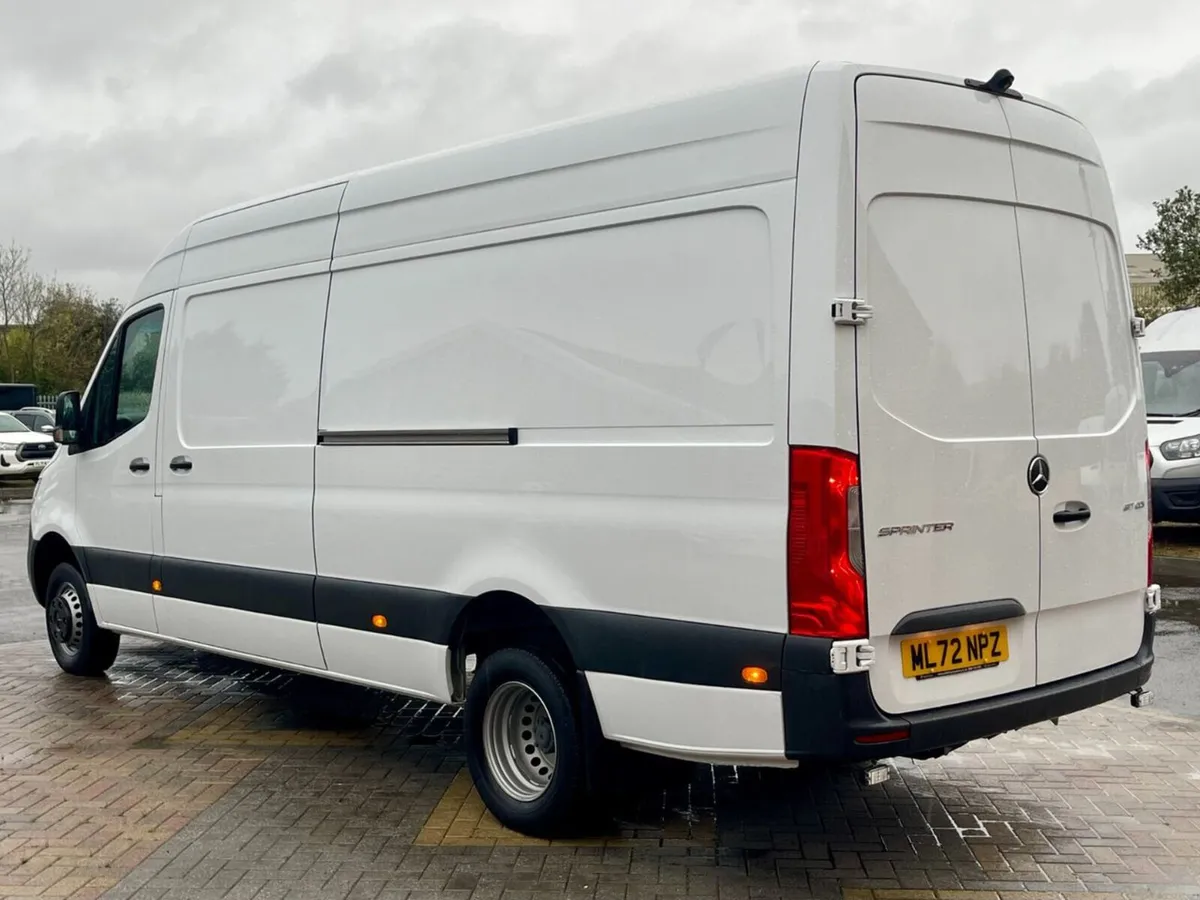 Mercedes-Benz Sprinter 315 CDI 150 L3H2  HIGH ROOF - Image 4