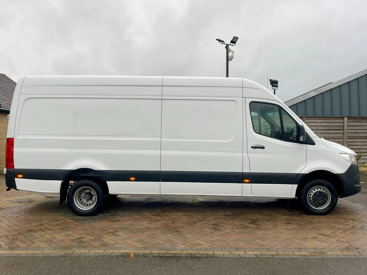 Mercedes-Benz Sprinter 315 CDI 150 L3H2  HIGH ROOF - Image 1
