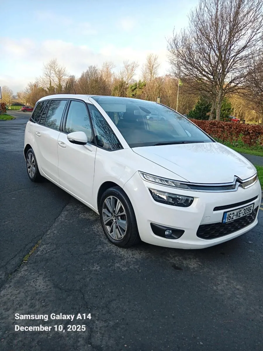 CITROEN C4 PICASSO 7 SEATER 1.6 DIESEL - Image 4