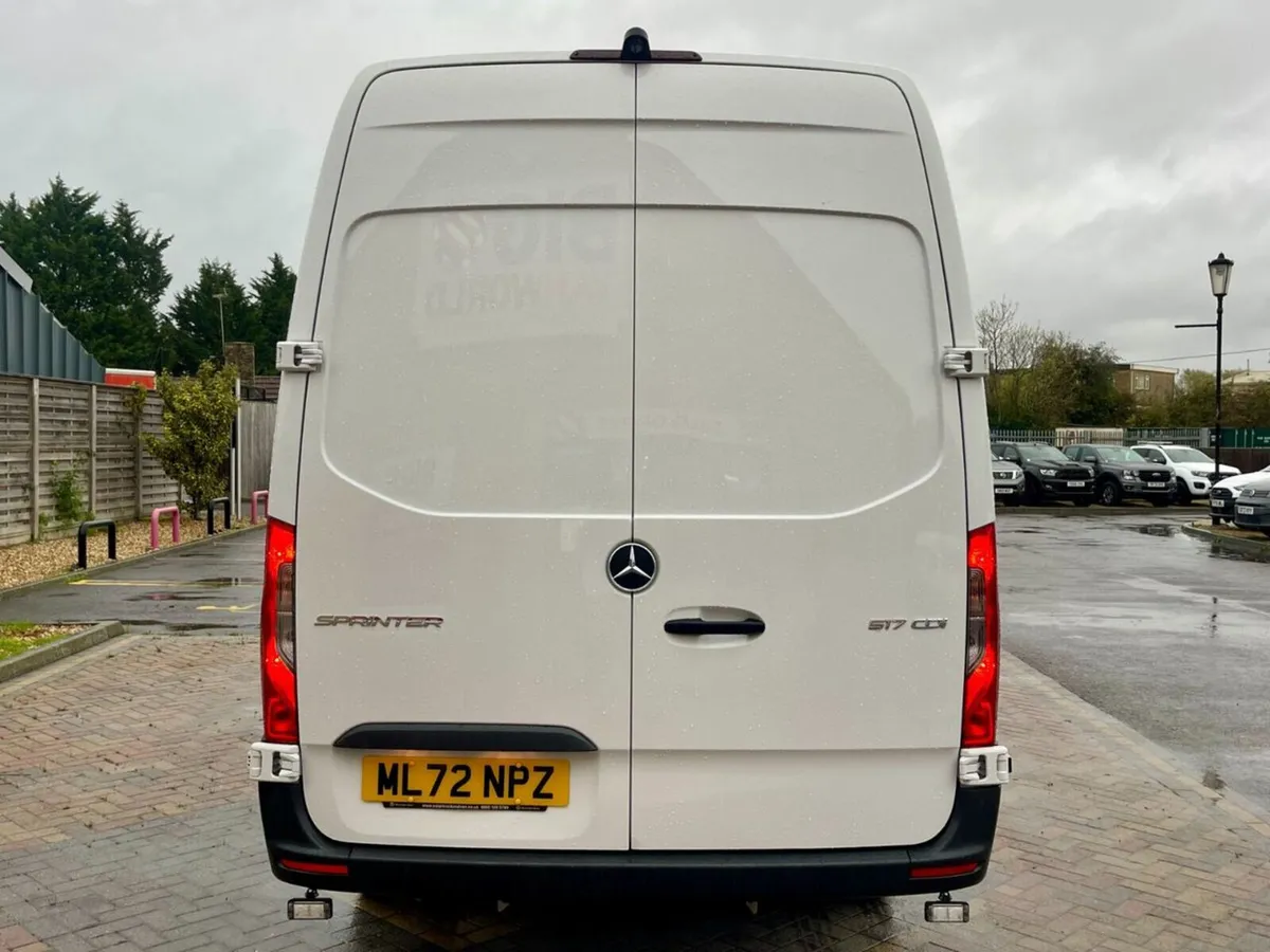 Mercedes-Benz Sprinter 314 CDI 143 L2H2 HIGH ROOF - Image 4