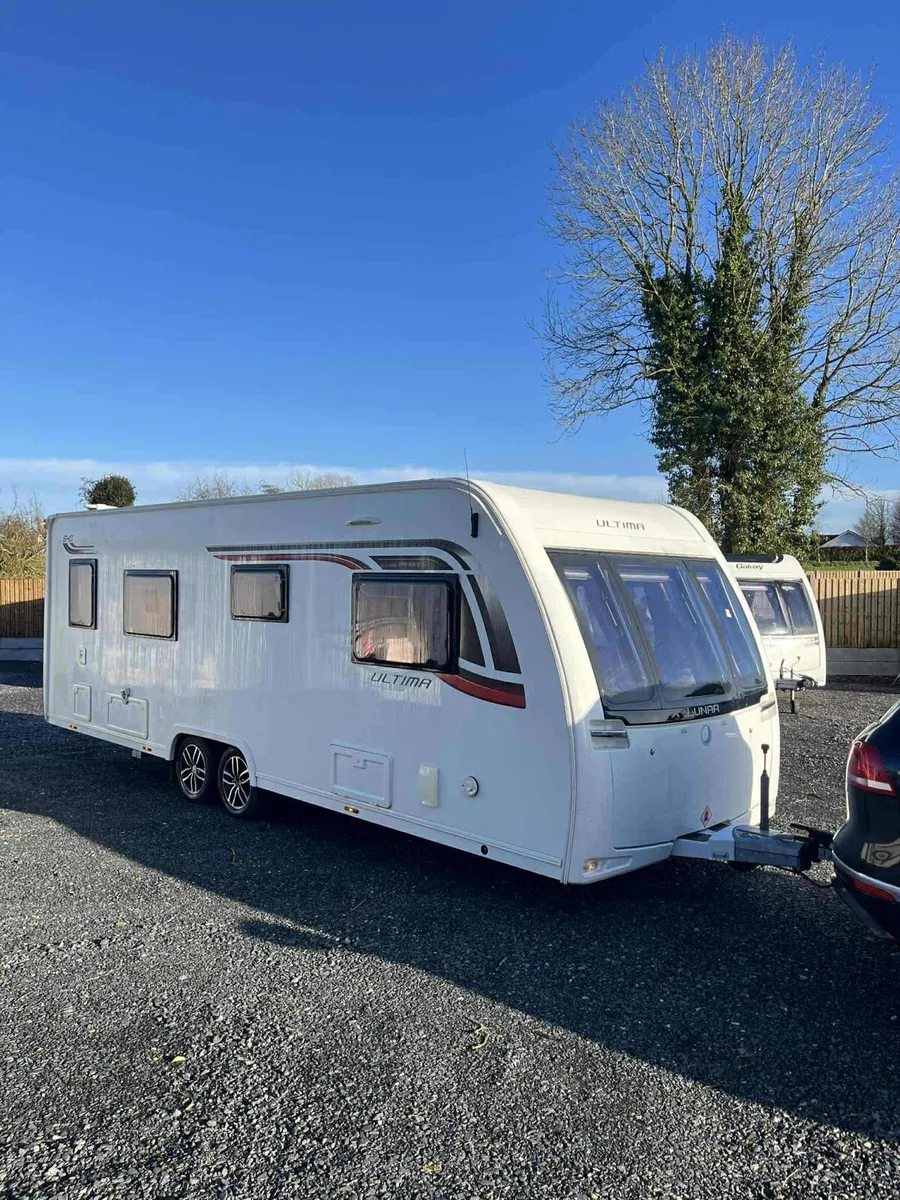 2016 Lunar Ultima 4 Berth Single Beds Caravan - Image 3
