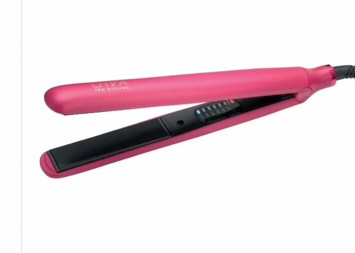 Diva straighteners
