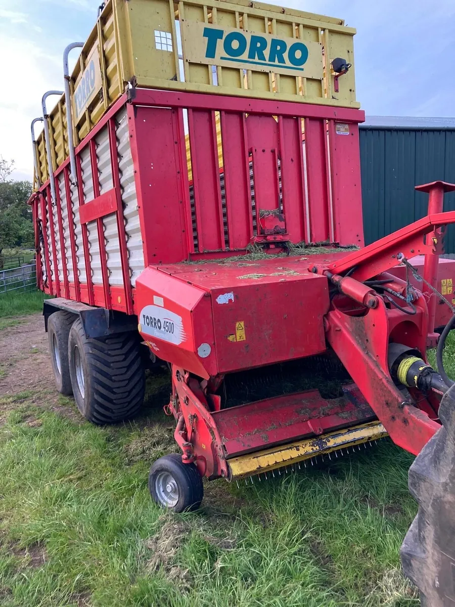 SILAGE WAGON - Image 1