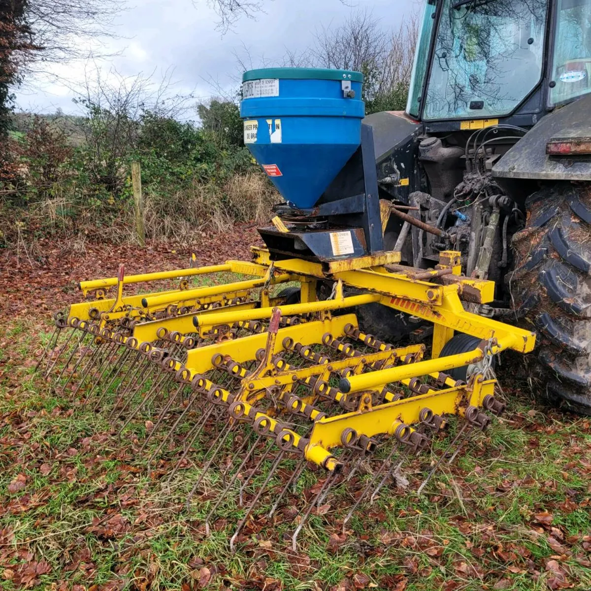 Twose 2m Spring tine Harrow with air seeder - Image 1