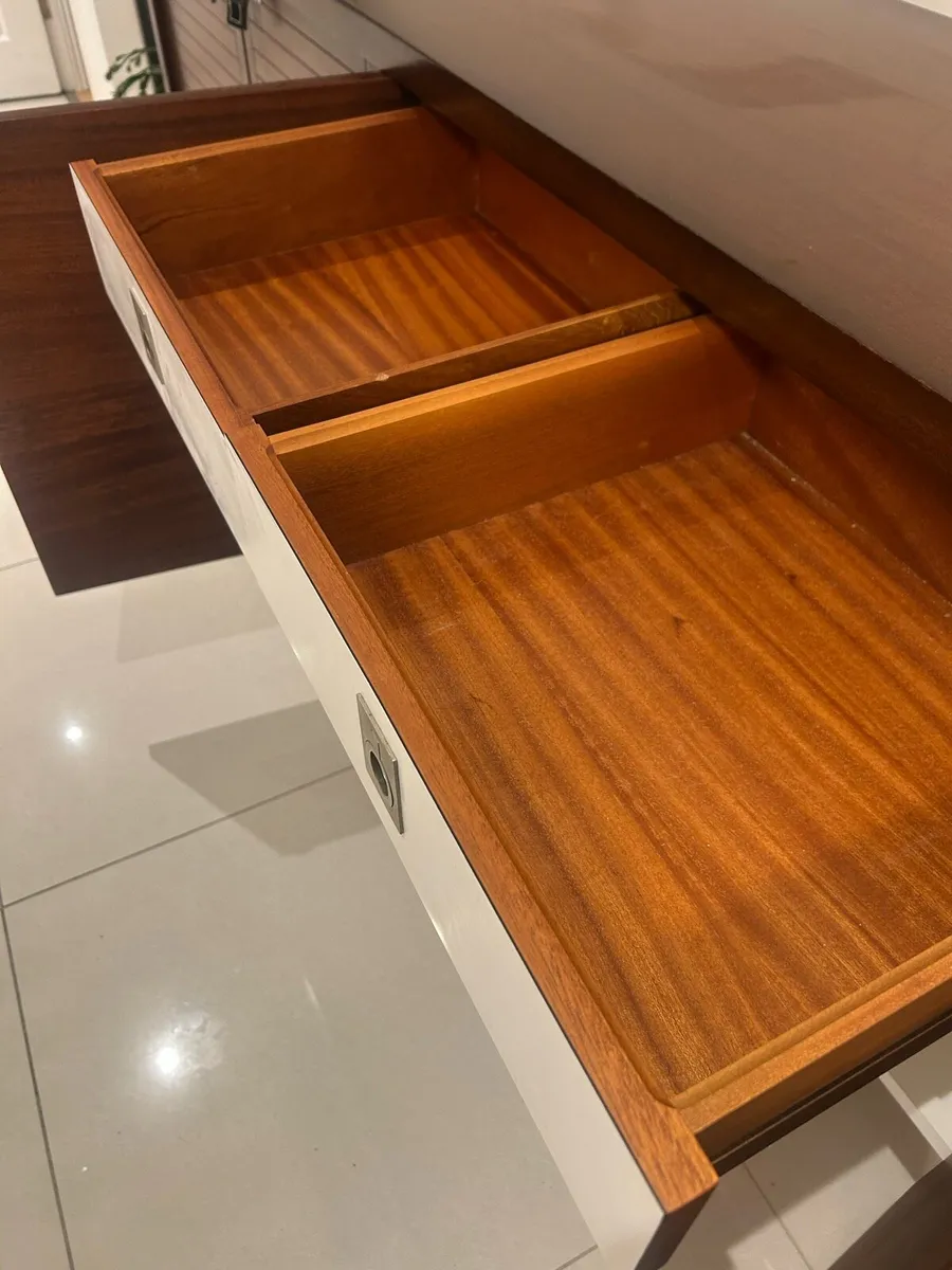 Mid century rosewood & teak sideboard credenza - Image 3