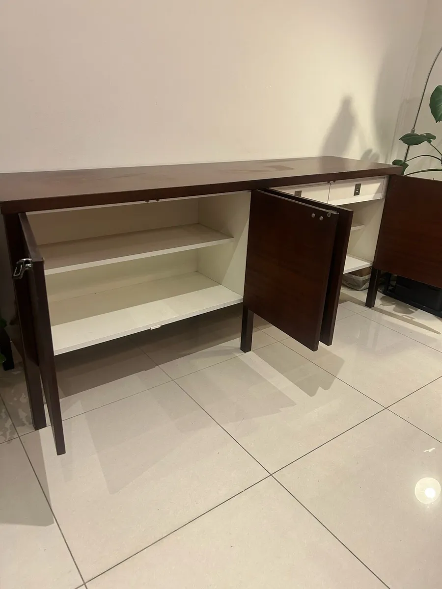 Mid century rosewood & teak sideboard credenza - Image 4