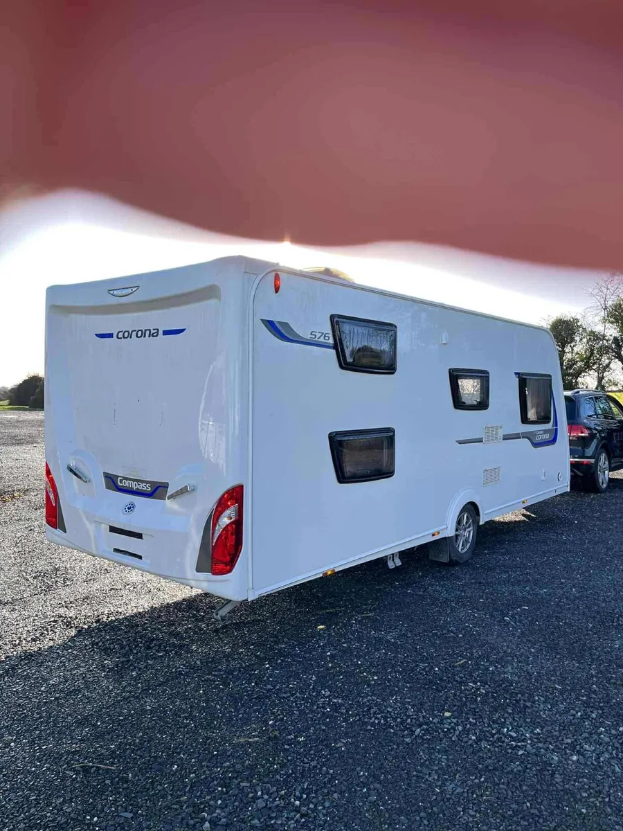 2015 Compass Corona 6 Berth Caravan - Image 4
