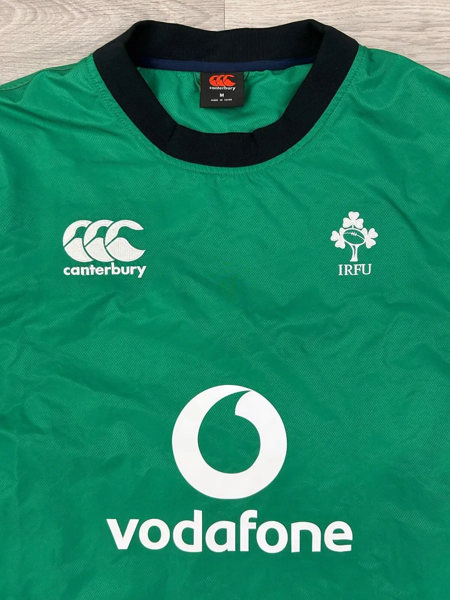 Canterbury Ireland Rugby Waterproof Sweatshirt - Image 3
