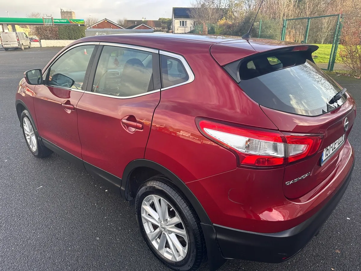 Like New 2015 Quasqai NCT TAX Low km Irish Car - Image 2