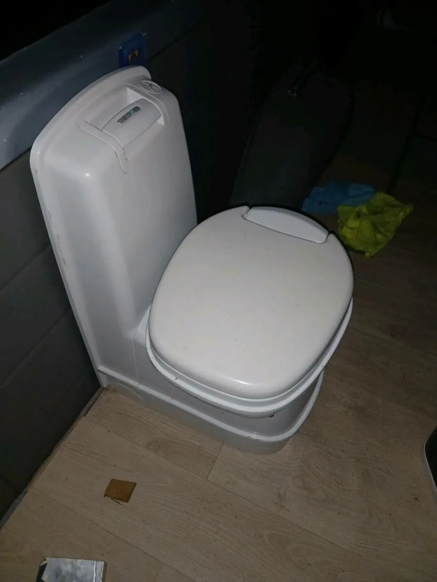 Thetford Camper toilet - Image 1