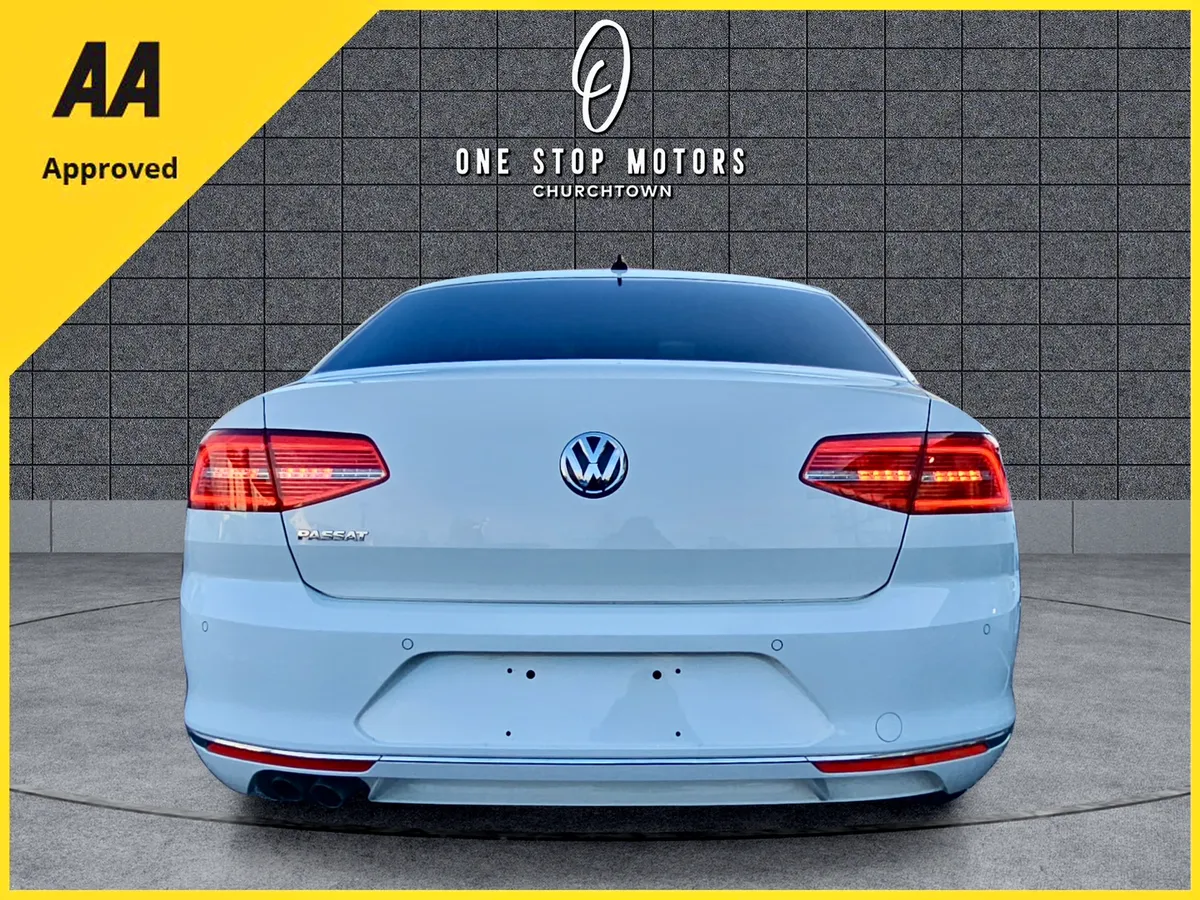 182 VW Passat 2.0TDI *HIGHLINE AUTO 31,000KMS* - Image 4