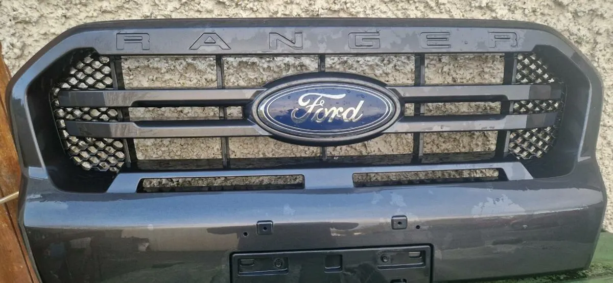 Ford ranger grill - Image 1