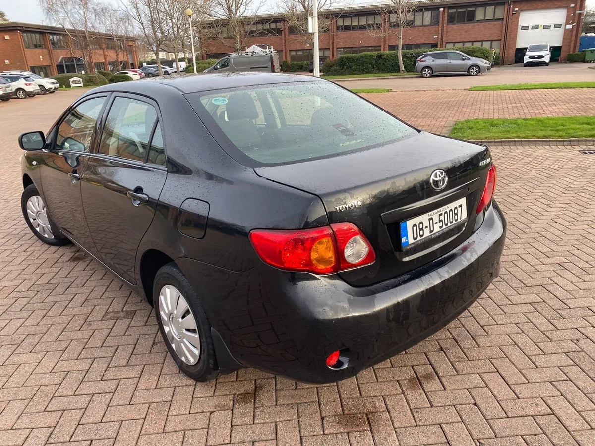 Toyota Corolla - Image 4