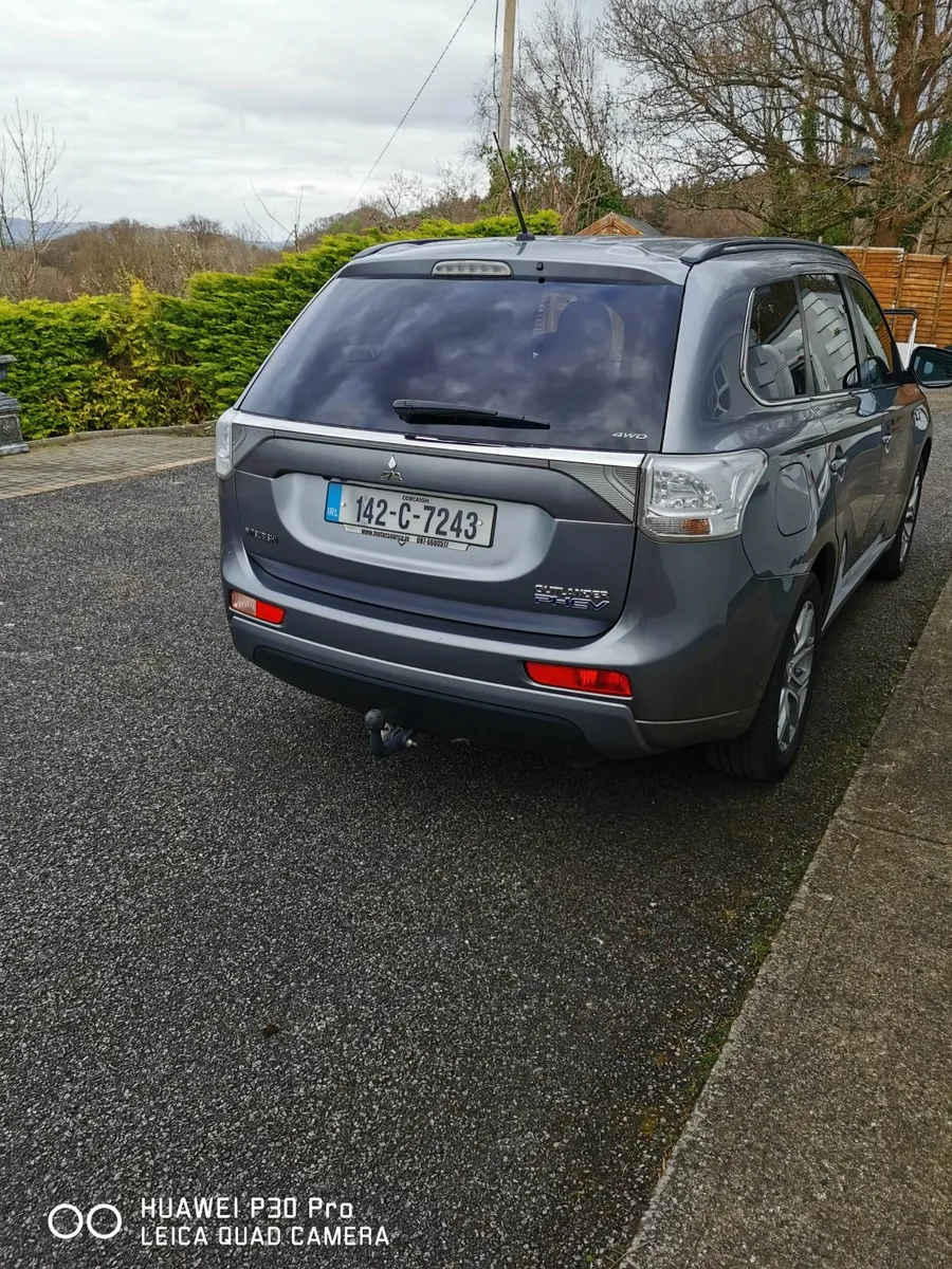 Mitsubishi Outlander 2014 - Image 2