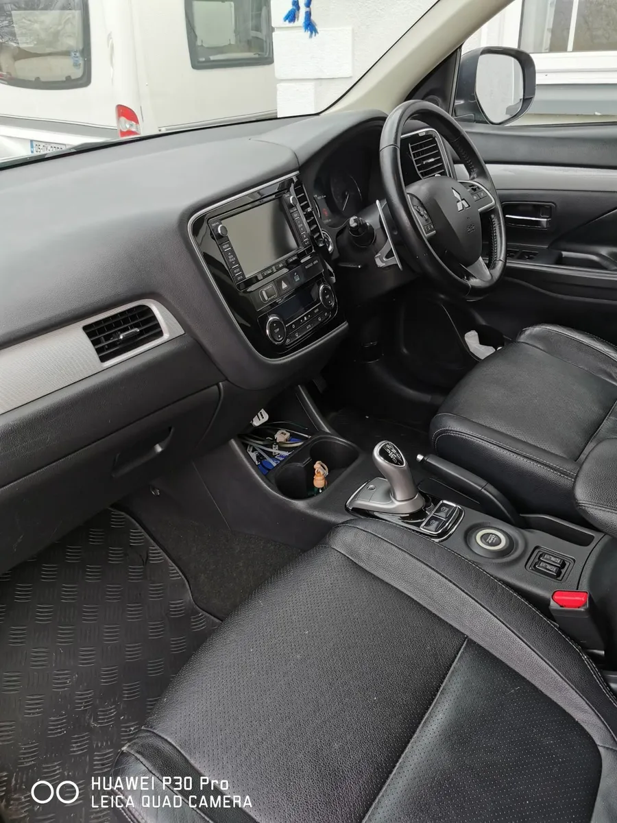 Mitsubishi Outlander 2014 - Image 3
