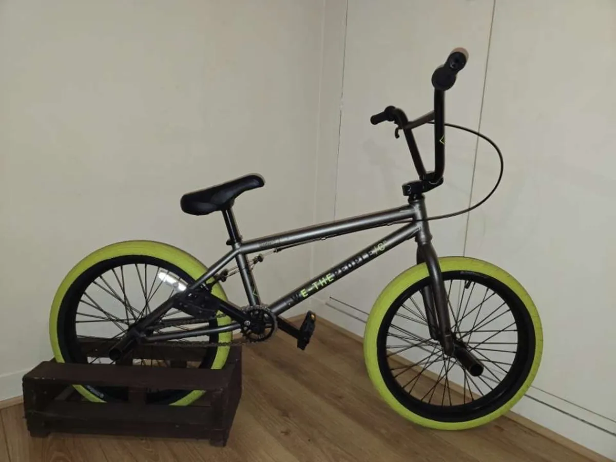 Wethepeople Curse raw BMX bicycle - Image 1