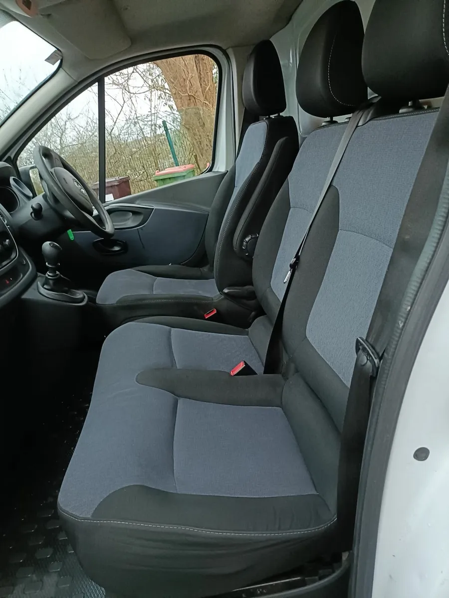 OPEL VAUXHALL VIVARO 2900 CDTi LWB - Image 3