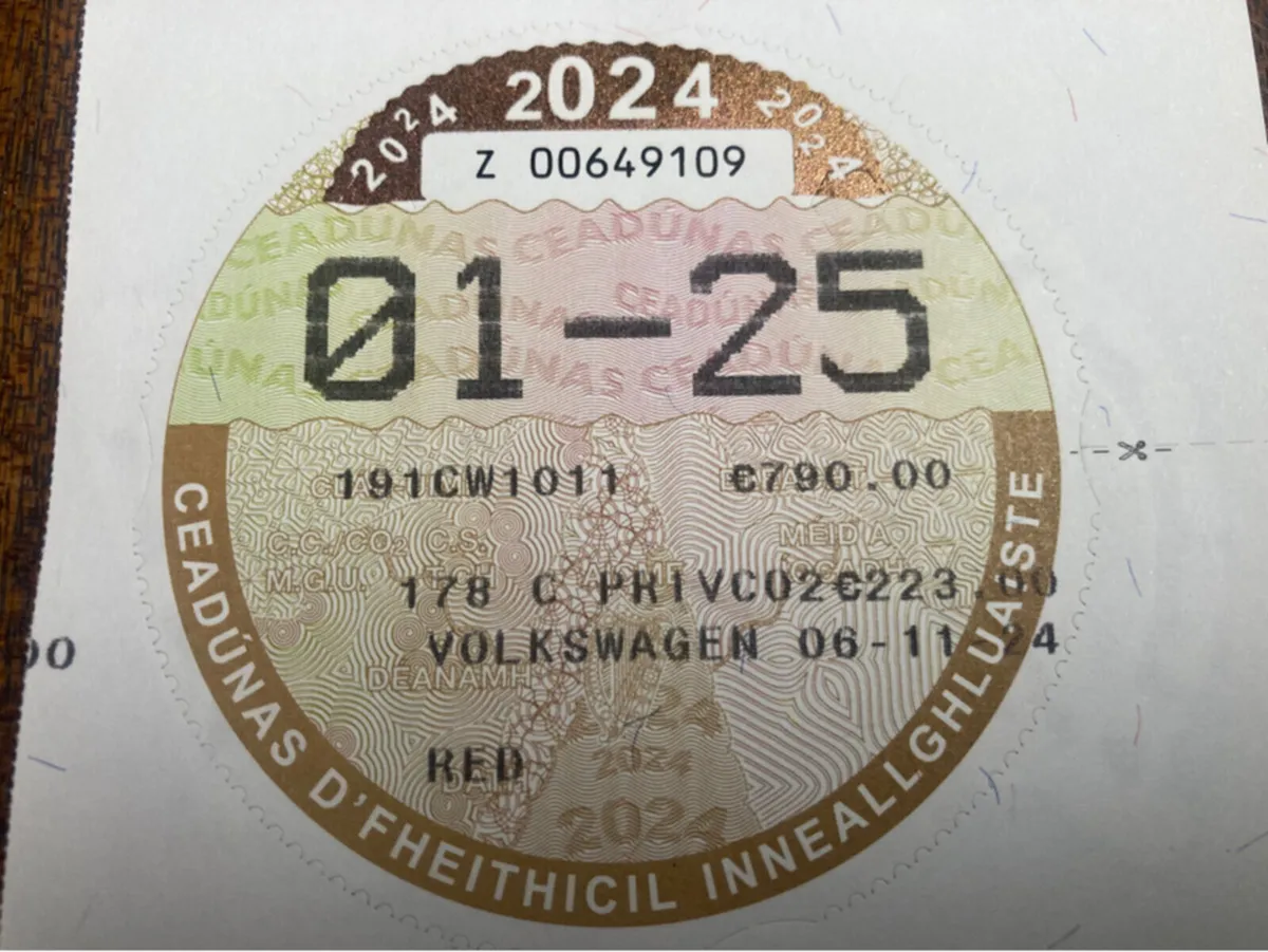 Volkswagen Caravelle 9 seater manual - Image 2